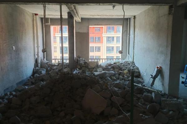 装修房子砸墙是破土还是动土