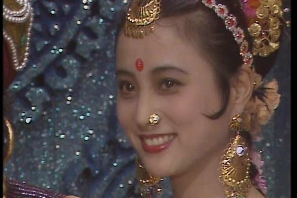 玉兔出宫是什么生肖(玉兔出宫是什么生肖的)