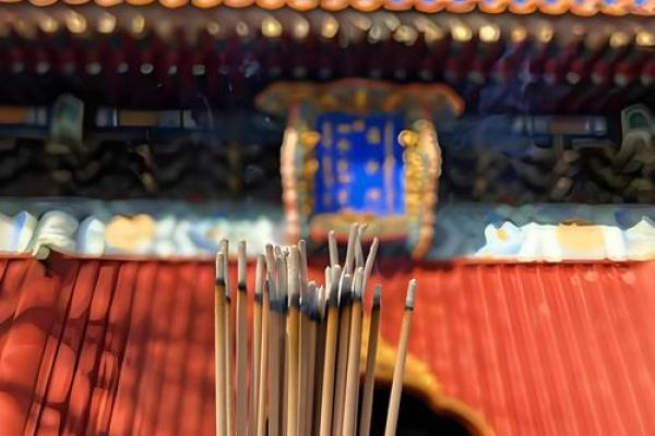 2025年3月10日丑时女命紫微斗数全解盘